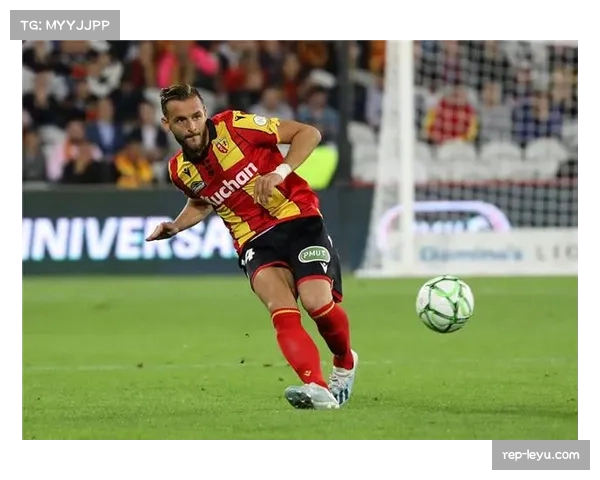 朗斯防守体系组织严密,失球数联赛第三少