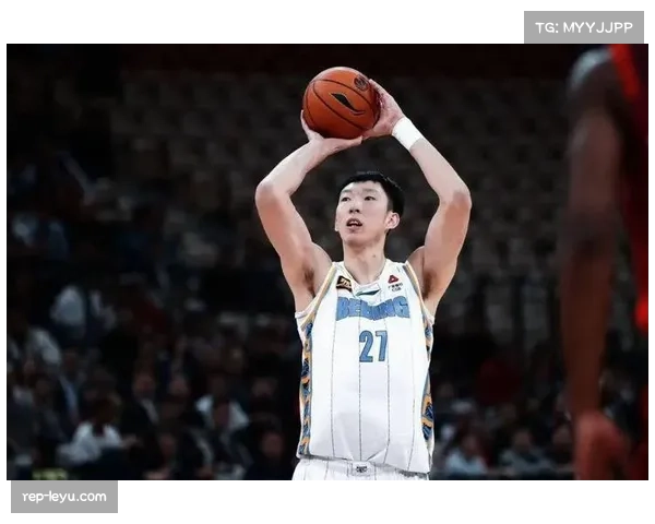 北京队周琦罚球命中率仅14% 关键回合短板影响球队节奏